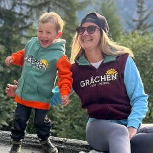 hoodie graechen sonne 2027 zenklusen frauen jungs.webp